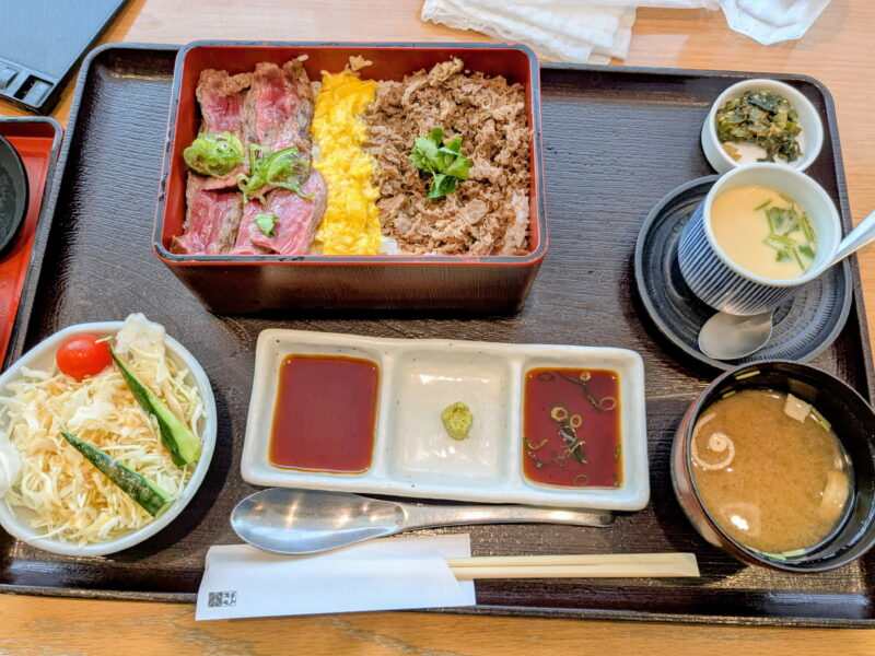 スギモト本店の合盛り御膳